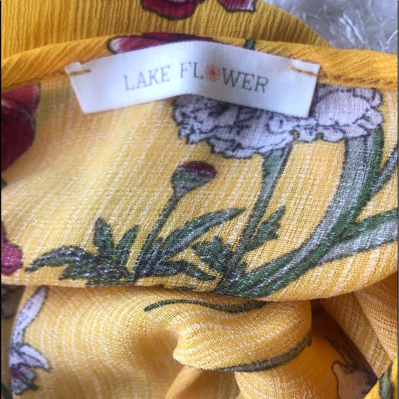 BRIGHT FLORAL JUMPSUIT SIZE SMALL 🌺☀️☀️ - Picture 7 of 8